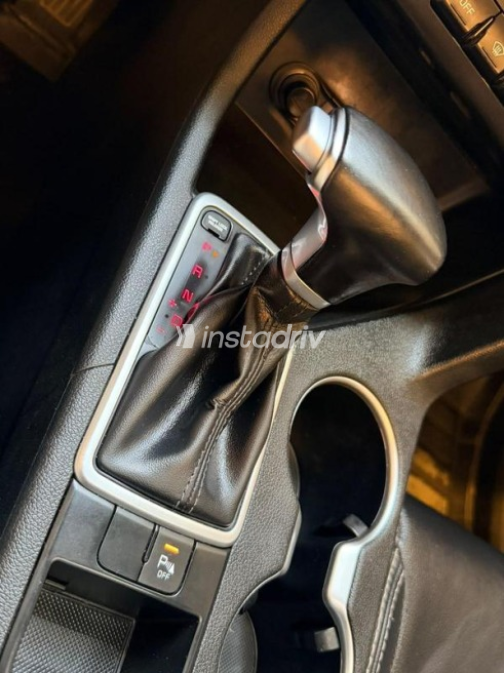 Kia Sportage 2019 Gold Automatic Used for Sale in Cairo - 10