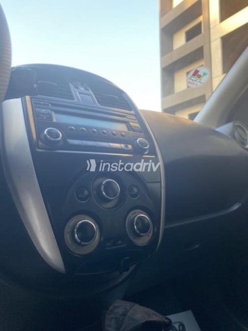 Nissan Sunny 2021 White Automatic Used for Sale in Greater Cairo ( Cairo + Giza) - 9