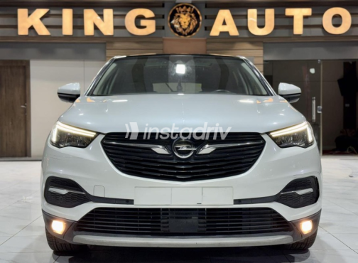 Opel Grandland 2020 White Automatic Used for Sale in Cairo - 2