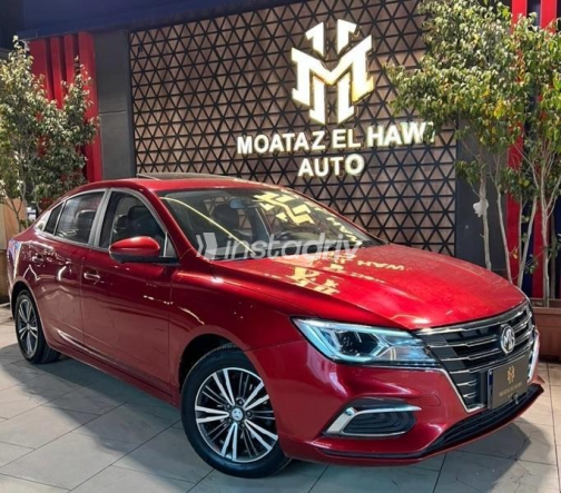 ام جى 5 2022 أحمر غامق أوتوماتيك مستعملة للبيع في مدينة نصر - 1
