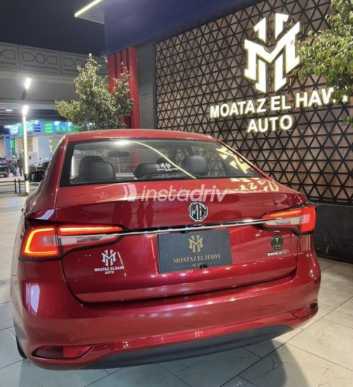 ام جى 5 2022 أحمر غامق أوتوماتيك مستعملة للبيع في مدينة نصر - 4