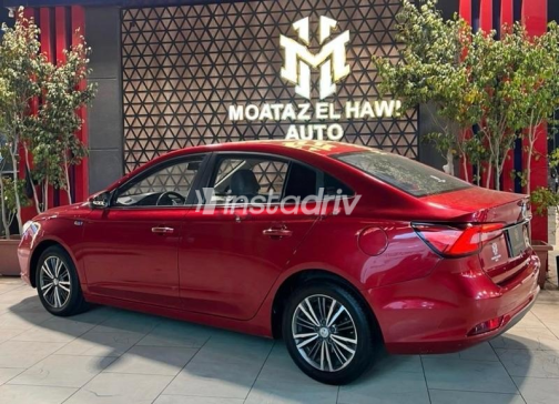 ام جى 5 2022 أحمر غامق أوتوماتيك مستعملة للبيع في مدينة نصر - 5