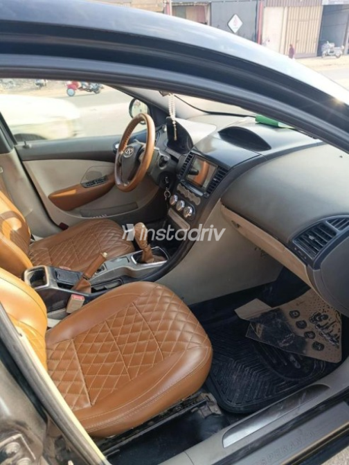 اسبيرانزا M11 2011 أسود أوتوماتيك مستعملة للبيع في المحلة - 3
