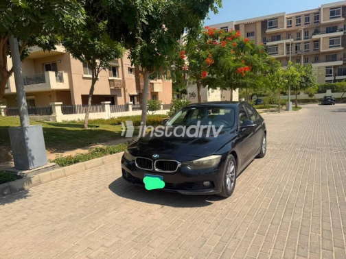 BMW 318 2017 Black Automatic Used for Sale in Cairo - 1