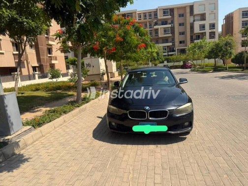 BMW 318 2017 Black Automatic Used for Sale in Cairo - 2