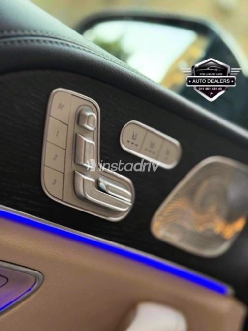 Mercedes GLE 450 2025 Black Automatic Used for Sale in Cairo - 5