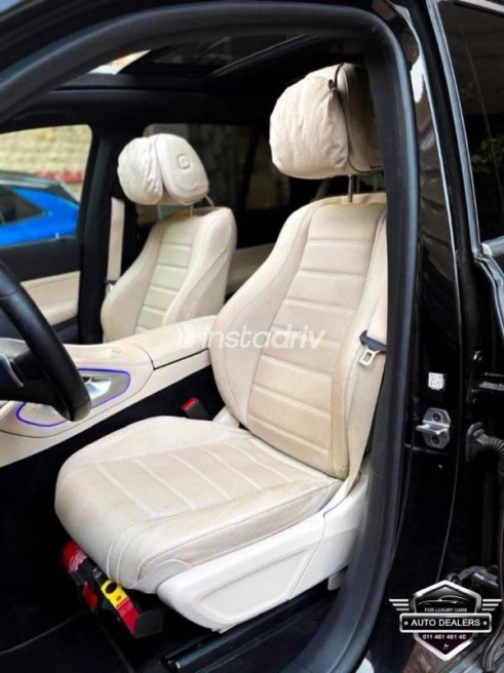 Mercedes GLE 450 2025 Black Automatic Used for Sale in Cairo - 6