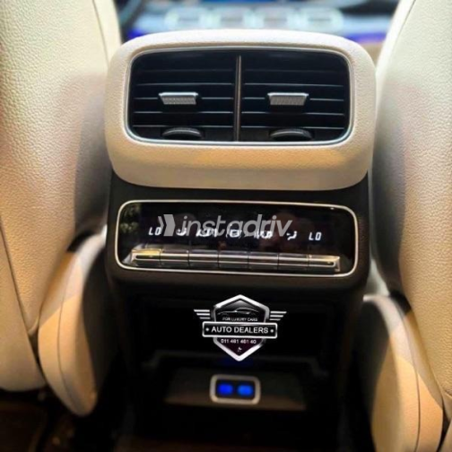Mercedes GLE 450 2025 Black Automatic Used for Sale in Cairo - 10