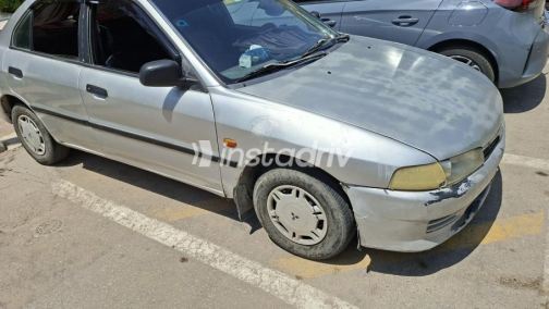 Mitsubishi Lancer Crystala 1998 Silver Automatic Used for Sale in 6 October - 4