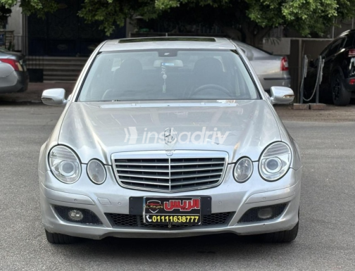Mercedes E 230 2008 Silver Automatic Used for Sale in Cairo - 1