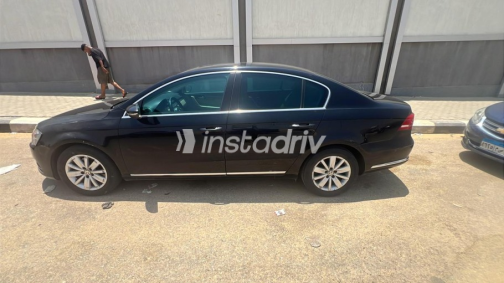 Volkswagen Passat 2012 Black Automatic Used for Sale in Al Shorouk - 3