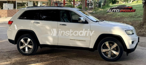 Jeep Grand Cherokee 2016 White Automatic Used for Sale in Cairo - 6