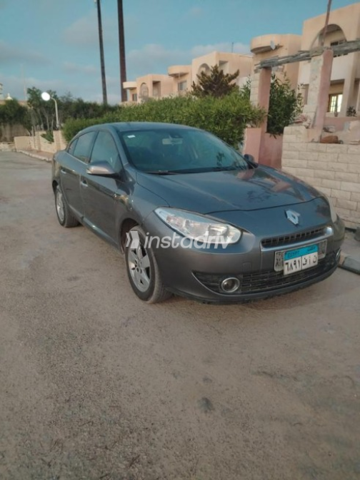 Renault Fluence 2010 Gray Automatic Used for Sale in Nasr city - 6