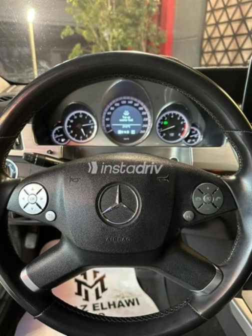 Mercedes E 250 2011 Brown Automatic Used for Sale in Nasr city - 8