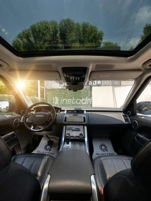 Land Rover Range Rover Sport 2021 Black Automatic Used for Sale in Sheikh Zayed City - 8