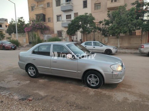 Hyundai Verna 2013 Silver Automatic Used for Sale in 6 October - 3
