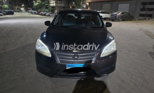 Nissan Sentra 2020 Dark Gray Automatic Used for Sale in Banha - 1