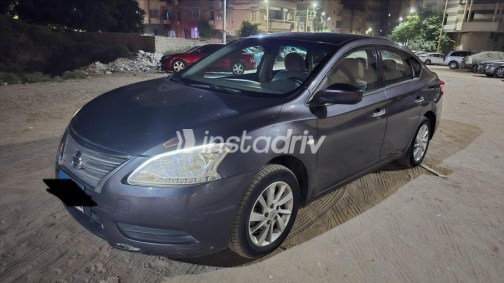 Nissan Sentra 2020 Dark Gray Automatic Used for Sale in Banha - 2