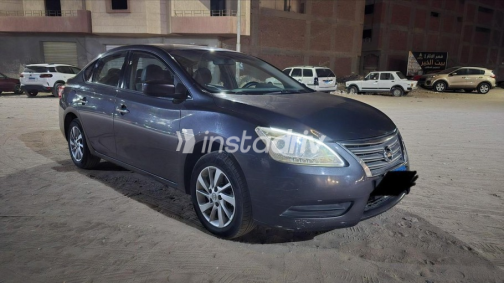 Nissan Sentra 2020 Dark Gray Automatic Used for Sale in Banha - 8
