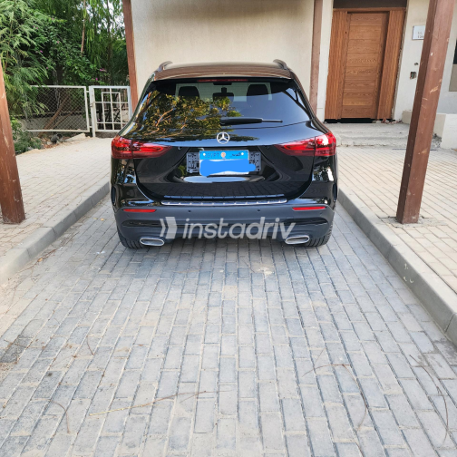 Mercedes GLA 180 2024 Black Automatic Used for Sale in Giza - 2