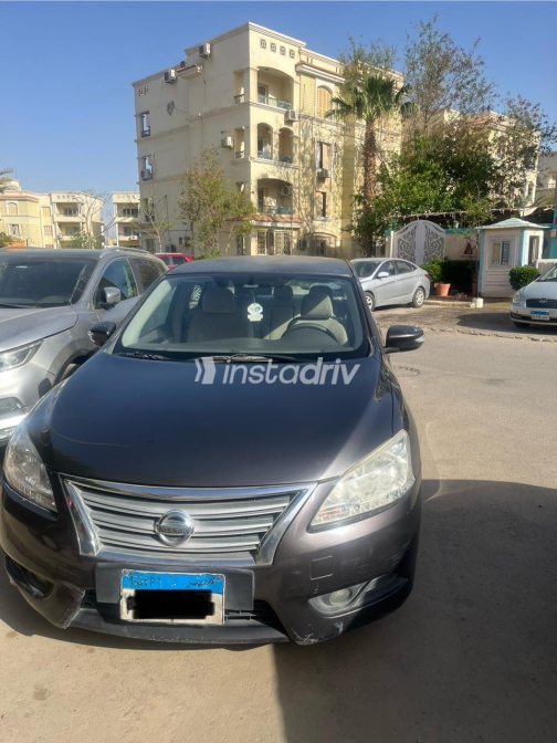 نيسان سنترا 2019 رمادي أوتوماتيك مستعملة للبيع في الجيزة - 4