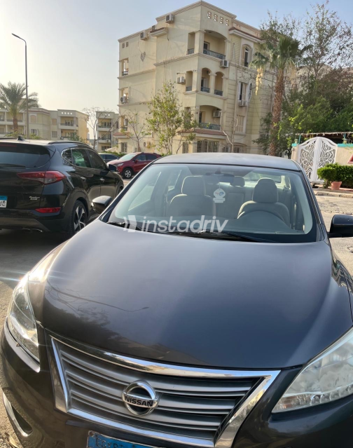 نيسان سنترا 2019 رمادي أوتوماتيك مستعملة للبيع في الجيزة - 9