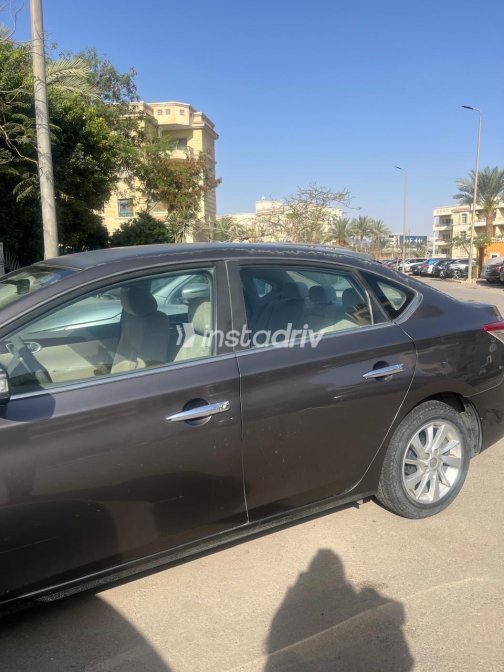 نيسان سنترا 2019 رمادي أوتوماتيك مستعملة للبيع في الجيزة - 10