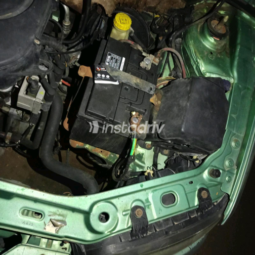 Fiat Punto 2002 Turquoise Manual Used for Sale in El Haram - 3