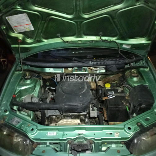 Fiat Punto 2002 Turquoise Manual Used for Sale in El Haram - 8