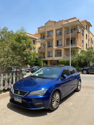 Seat Leon 2019 Blue Automatic Used for Sale in Giza