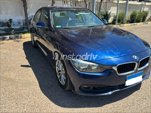 BMW 318 2017 Blue Automatic Used for Sale in Alexandria - 1