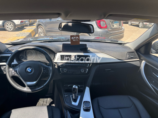 BMW 318 2017 Blue Automatic Used for Sale in Alexandria - 5