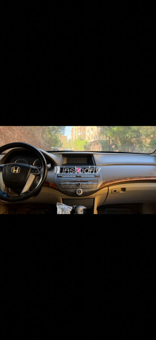 Honda Accord 2009 Black Automatic Used for Sale in El Haram - 5
