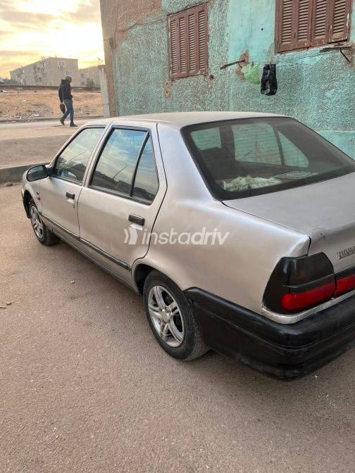 Renault 19 1997 Silver Manual Used for Sale in El Salam City - 10