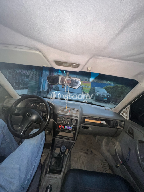Opel Vectra 1995 White Manual Used for Sale in Cairo - 6