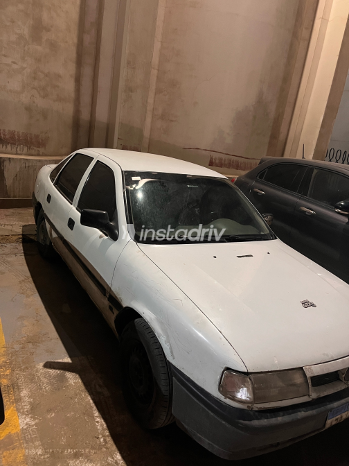 Opel Vectra 1995 White Manual Used for Sale in Cairo - 7