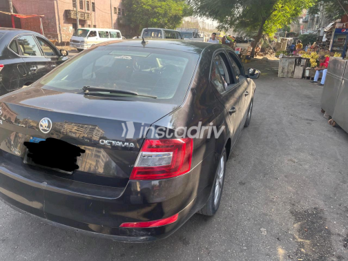 Skoda Octavia 2015 Black Automatic Used for Sale in Giza - 4