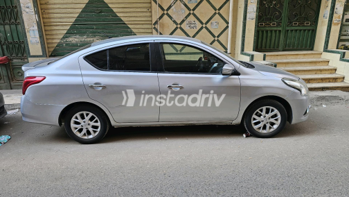 Nissan Sunny 2020 Silver Automatic Used for Sale in Mansoura - 10
