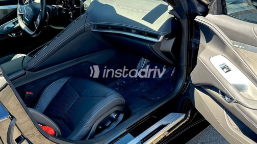 شيفروليه كورفيت 2023 أسود أوتوماتيك مستعملة للبيع في القاهرة - 9