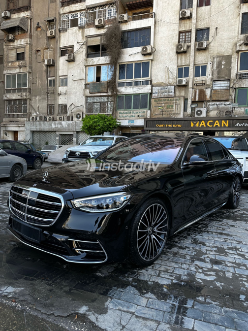 مرسيدس S 500 2021 أسود أوتوماتيك مستعملة للبيع في مصر الجديدة - 4