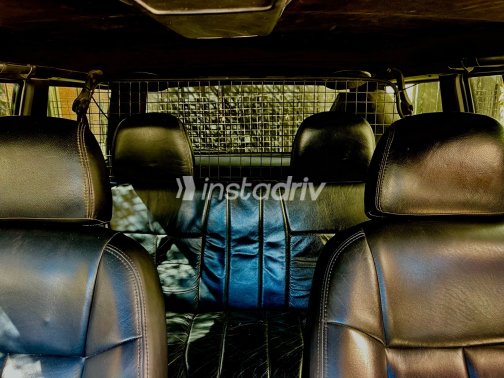 Jeep Cherokee 2002 Silver Automatic Used for Sale in Hurghada - 3