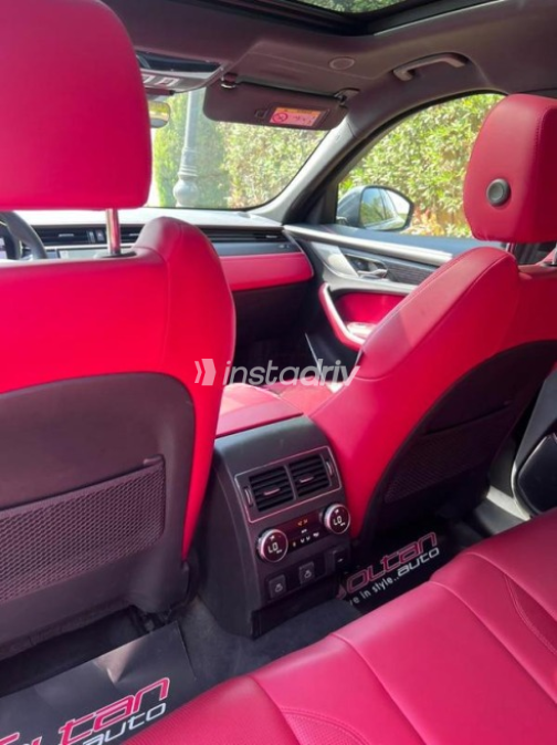 Jaguar F-Pace 2024 Gray Automatic Used for Sale in Cairo - 9