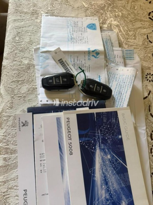 بيجو 5008 2020 فضي أوتوماتيك مستعملة للبيع في القاهرة - 3