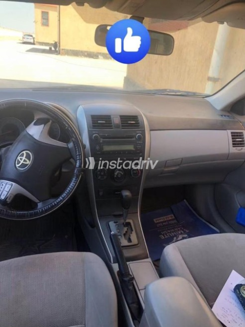 Toyota Corolla 2012 Silver Automatic Used for Sale in Sadat City - 4