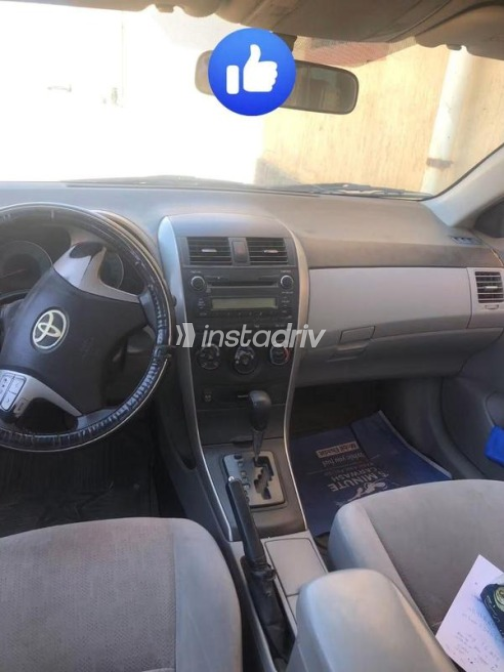 Toyota Corolla 2012 Silver Automatic Used for Sale in Sadat City - 5