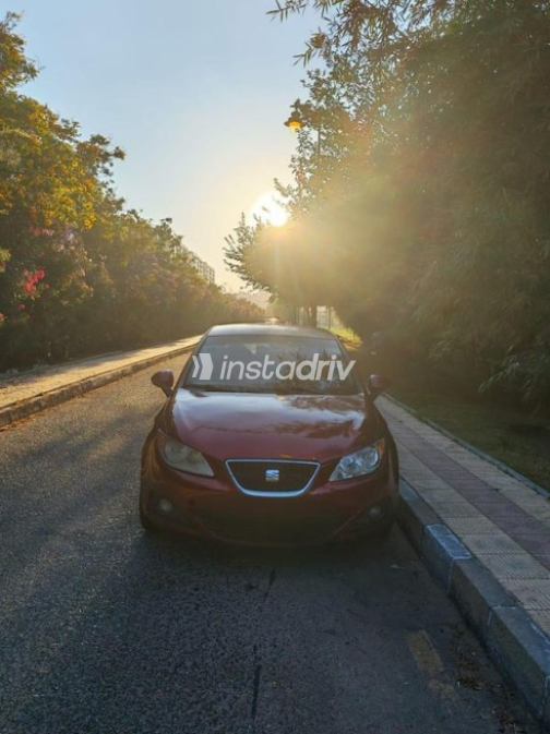 Seat Ibiza 2011 Dark Red Automatic Used for Sale in Giza - 1