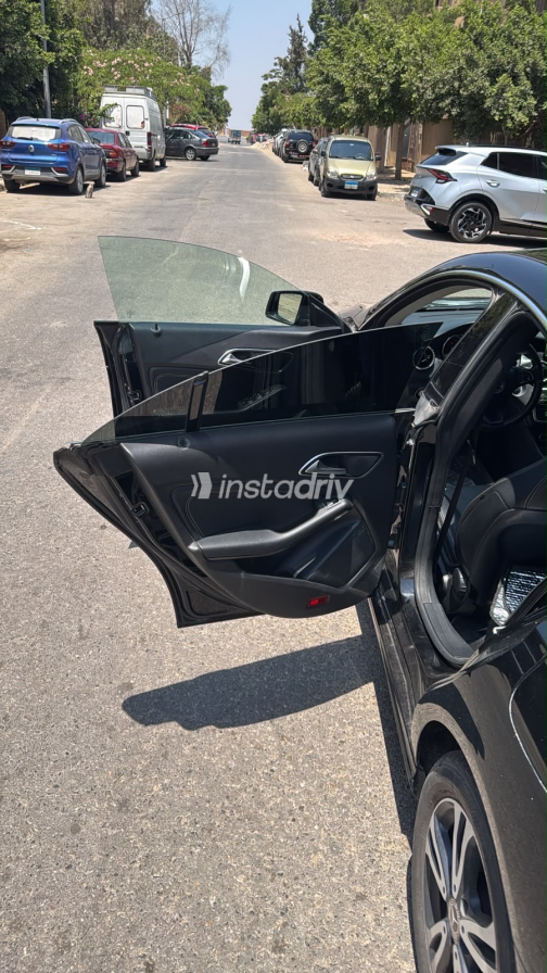 Mercedes CLA 180 2019 Black Automatic Used for Sale in Mokattam - 4