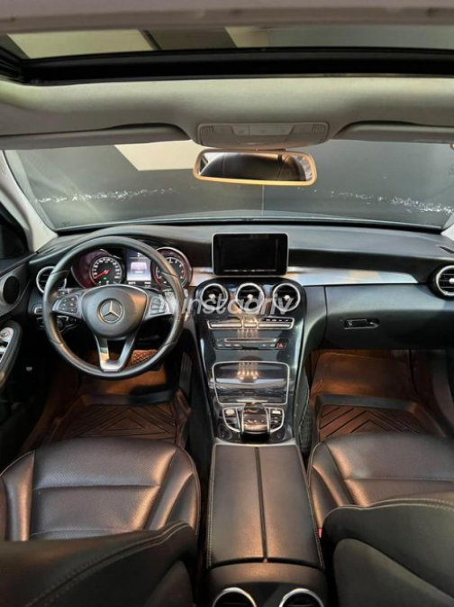 Mercedes C 180 2015 Silver Automatic Used for Sale in Cairo - 7