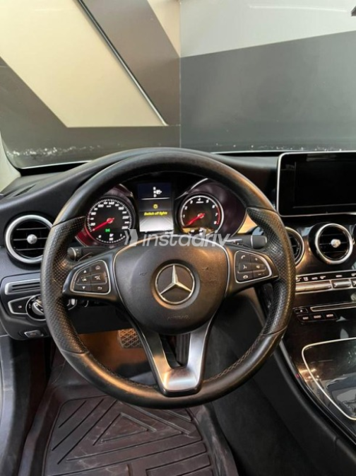 Mercedes C 180 2015 Silver Automatic Used for Sale in Cairo - 9