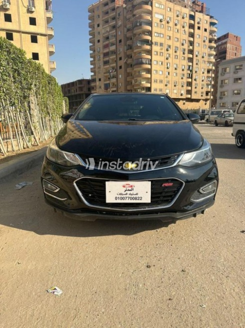 Chevrolet Cruze 2017 White Automatic Used for Sale in Greater Cairo ( Cairo + Giza) - 2